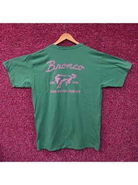 Ford Motor Company Bronco T-shirt size Large